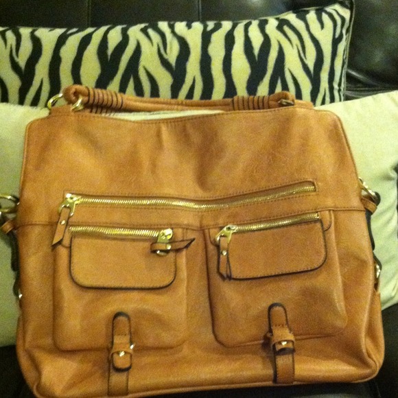 Coral purse