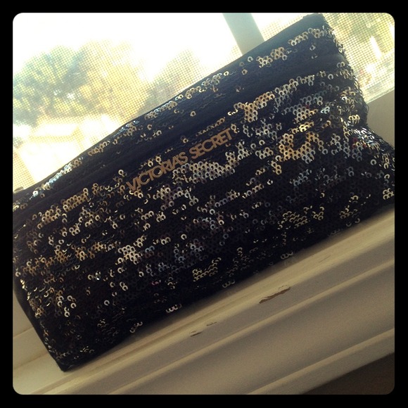 Makeup bag