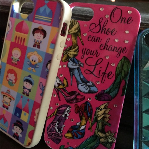 Apple I phone 5 phone covers Disney World