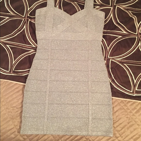 Silver dress - Picture 2 of 4