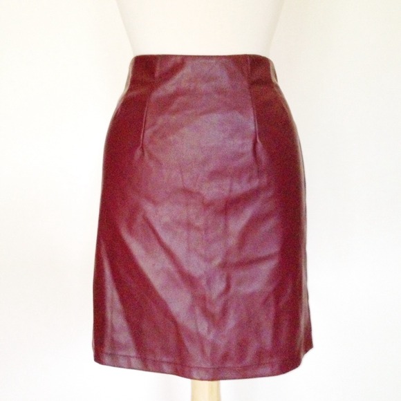 **NWOT** ROMWE Burgundy A-Line Faux Leather Skirt