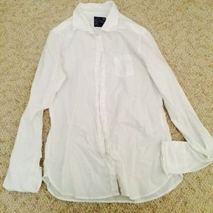 American eagle white button up
