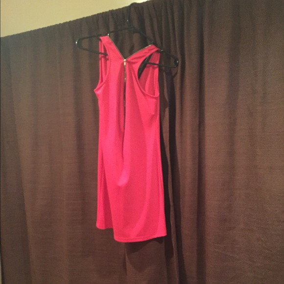 pink dress