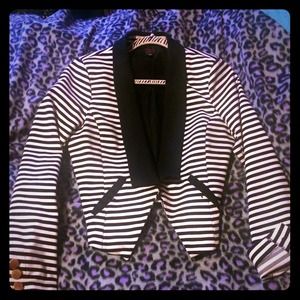 Bebe blazer sailor styled