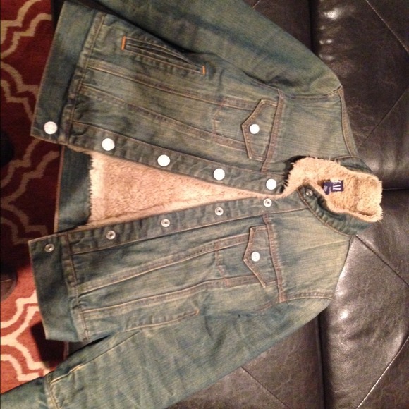 Gap Sherpa lined denim jacket