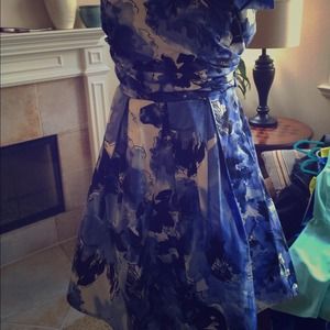 Blue white black dress