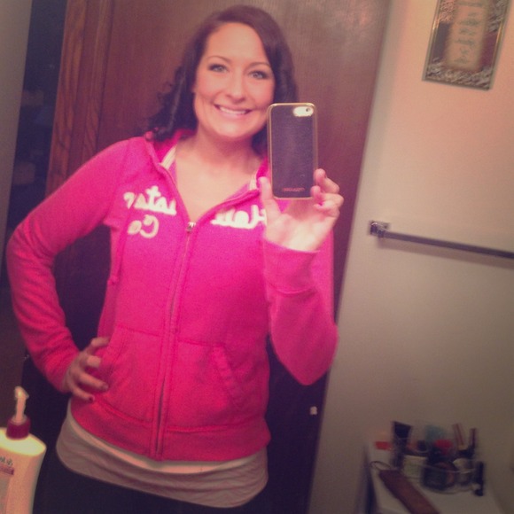 Pink and white hollister hoodie!!