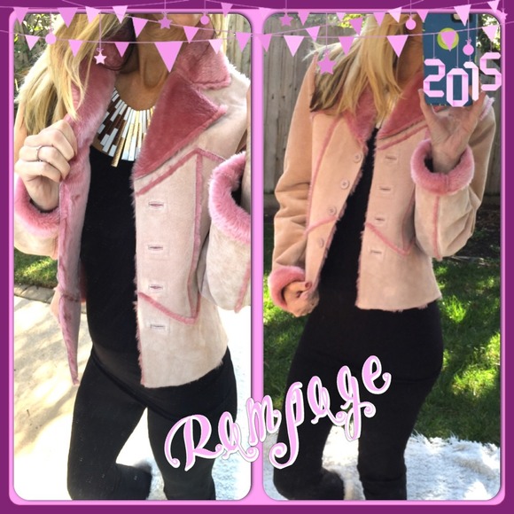 🎉SOLD🎉 - Picture 2 of 3