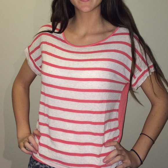 2 Flowy Shirts!💘💘 - Picture 4 of 4