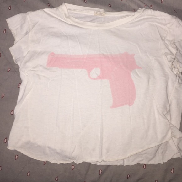pink gun Brandy graphic tee