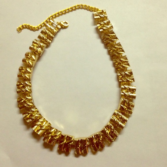 ASOS gold necklace/choker