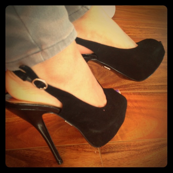 Black suede heels