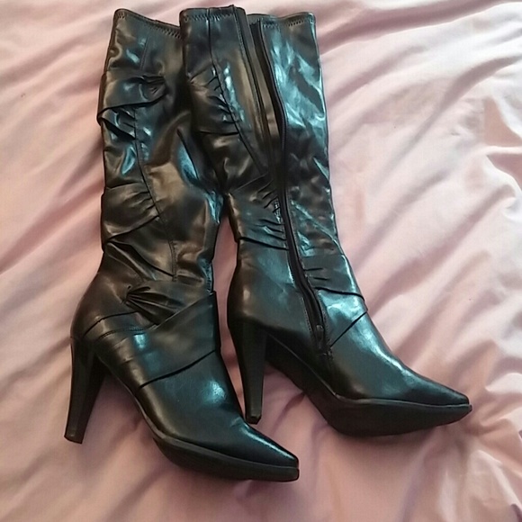 Black boots