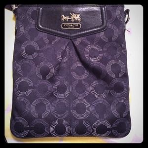 Coach Cross Body Purse😍