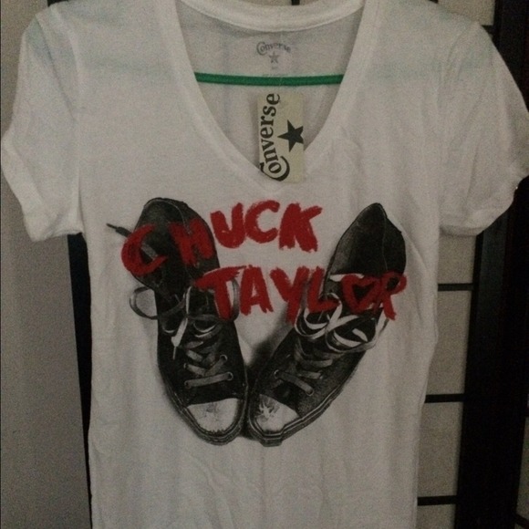 Converse t-shirt❤️ - Picture 2 of 4