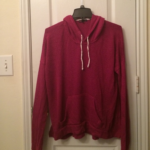 Maroon sweater/hoodie