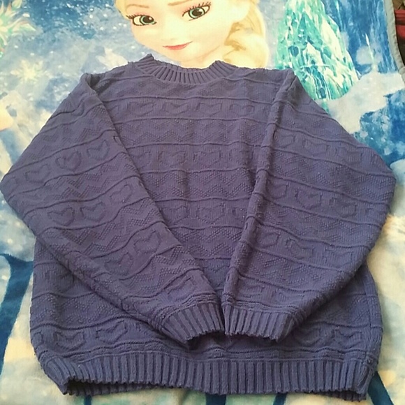sweater - Picture 2 of 3