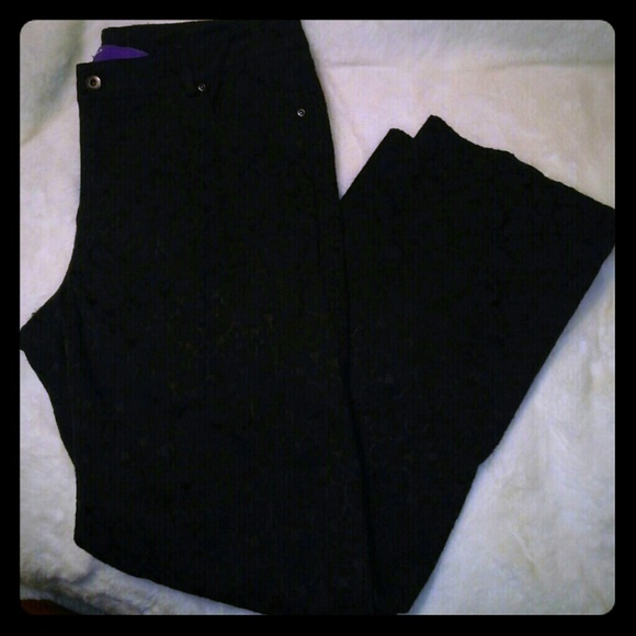 Lace patterned jeans