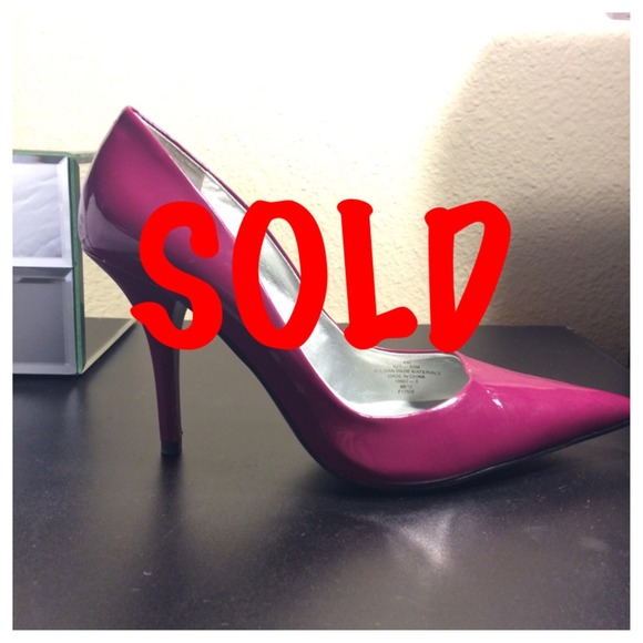 Plum heel