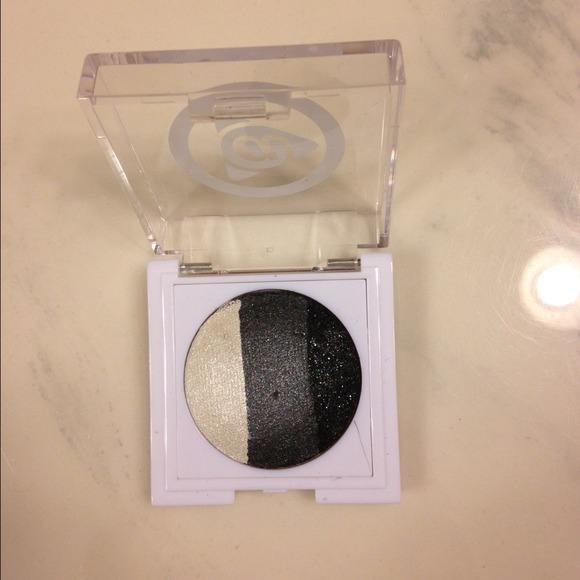 Mary Kay Other - Baked Eye Trio