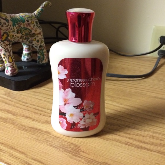 Japanese cherry blossom lotion used once, FULL