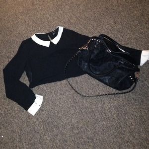 🎩F21 collared crop top!