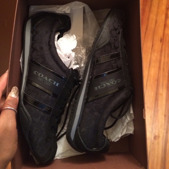 Coach Shoes - BRAND NEW COAH