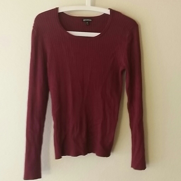 sweater - Picture 2 of 2