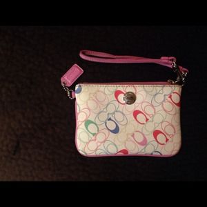 Coach wristlet, comes w/extra keychain.free