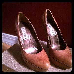 Steve Madden Darrina cognac Leather pumps size 5.5