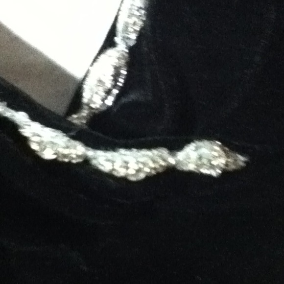 Halter Top - Picture 2 of 2