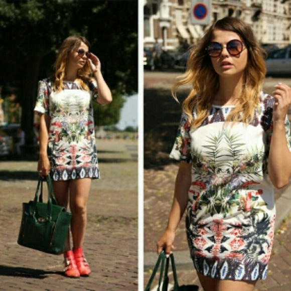 Floral Chiffon Dress - Picture 2 of 4