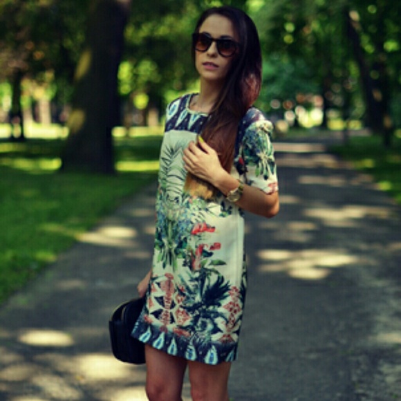 Floral Chiffon Dress - Picture 3 of 4