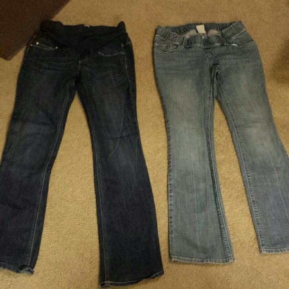 2 pairs of old navy maternity jeans
