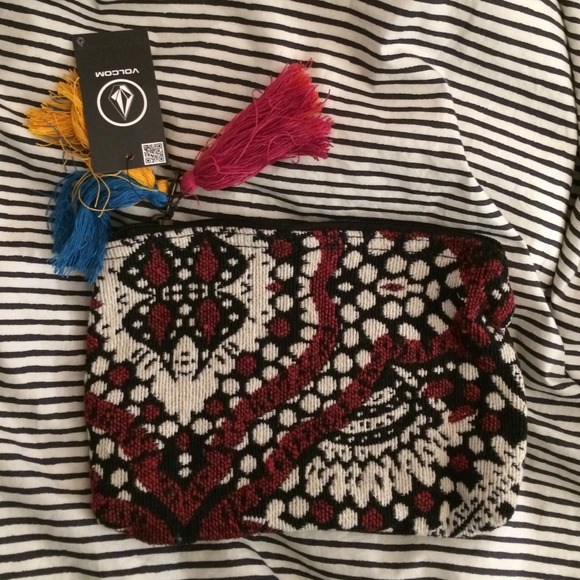 Volcom Pouch