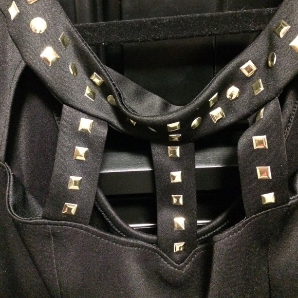 Black peplum party dress - Picture 3 of 3