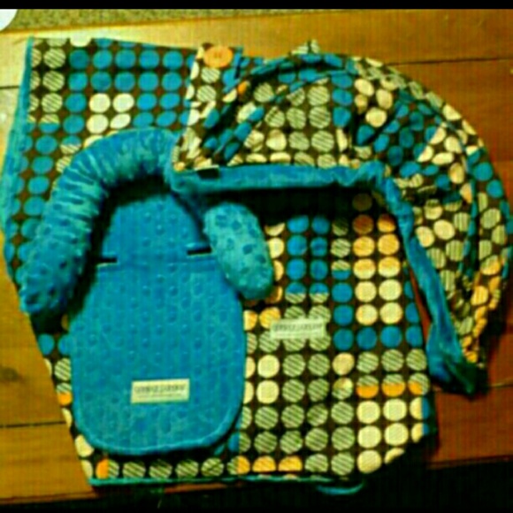 ON HOLD!! Boys canopy car seat set