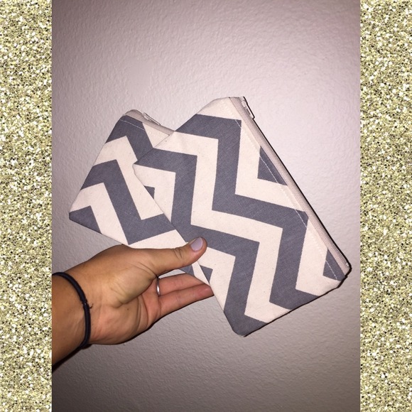 Two cute chevron zipper pouches. - Picture 1 of 1