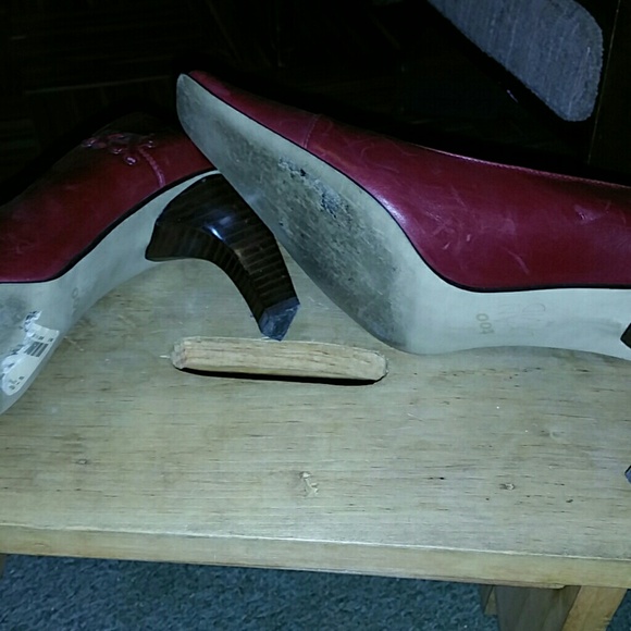Shoes - Picture 2 of 3