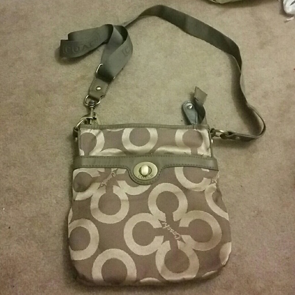 🚫 ON HOLD 🚫 Coach Crossbody Purse