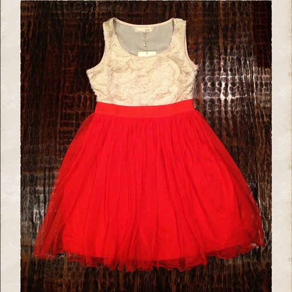 Rosette Sleeveless Dress