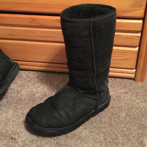 UGG Shoes - Tall Black Uggs