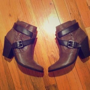 DV by Dolce Vita Conary Bootie