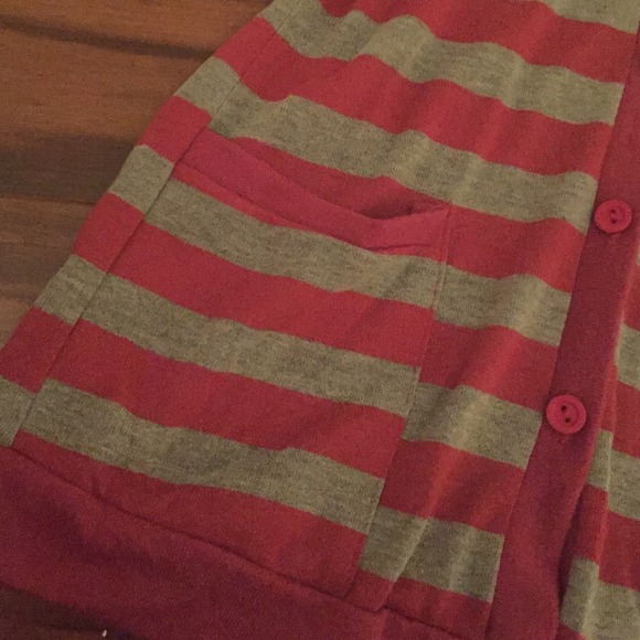 Cardigan - Picture 2 of 3