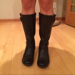 Riding bootsHOLD @shelley824