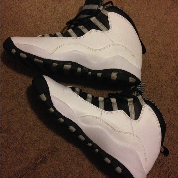 Jordan 10s - Picture 2 of 3