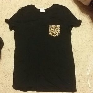 Black VS pocket shirt with cheetah pocket