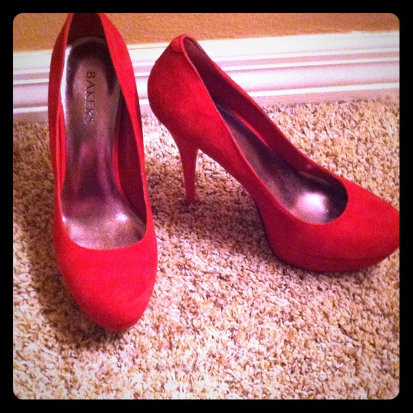 Gorgeous red suede platform heels