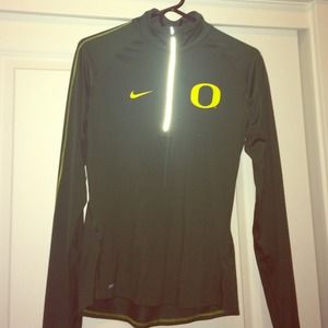 Oregon (UofO) Nike Dri fit size small