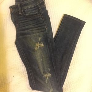 American eagle distressed jegging